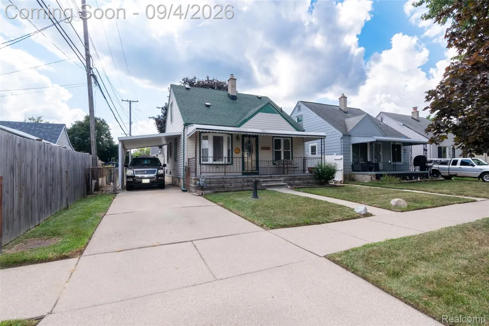 2267 Rose Avenue Lincoln Park City, MI 48146