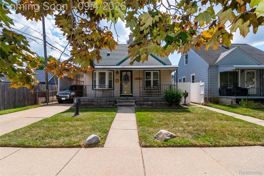 2267 Rose Avenue Lincoln Park City, MI 48146