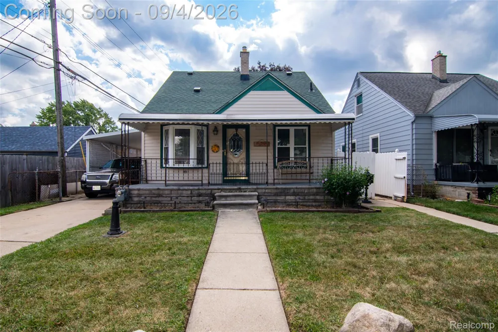 2267 Rose Avenue Lincoln Park City, MI 48146