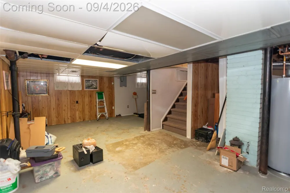2267 Rose Avenue Lincoln Park City, MI 48146