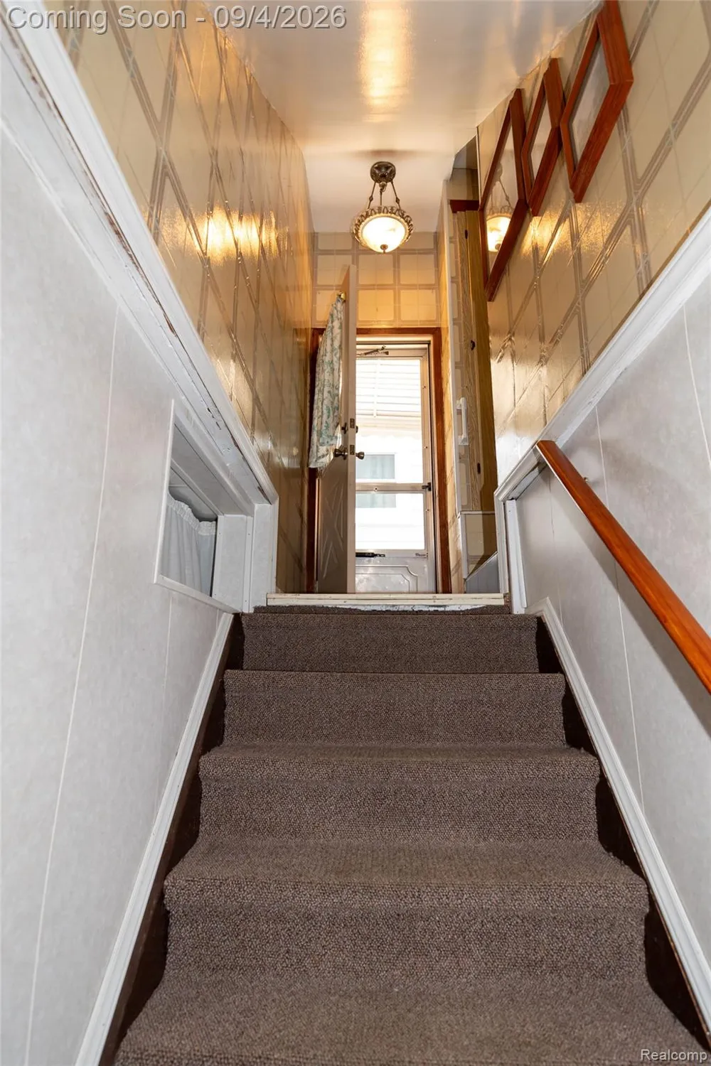 2267 Rose Avenue Lincoln Park City, MI 48146