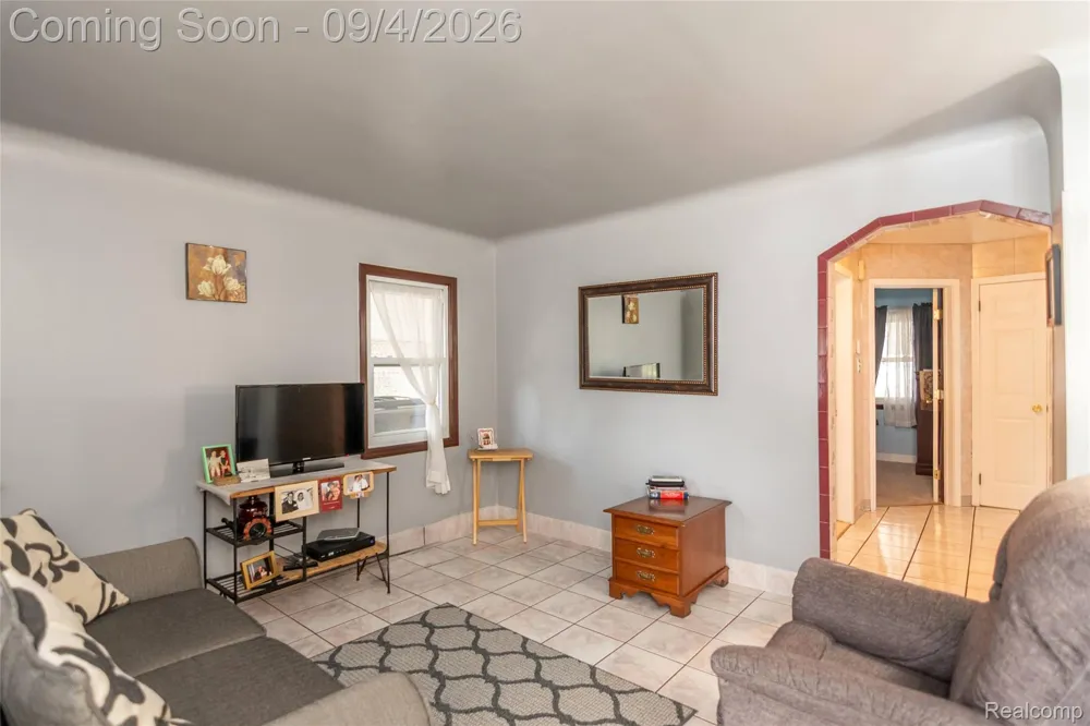 2267 Rose Avenue Lincoln Park City, MI 48146