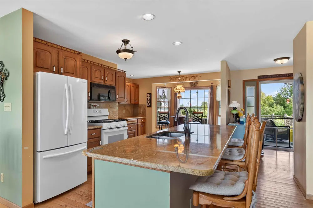 5493 S Bates Road Acme Township, MI 49690