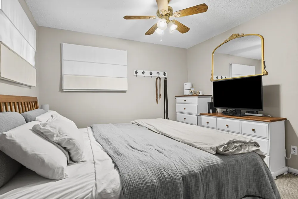2465 Chandler Road East Bay Township, MI 49696