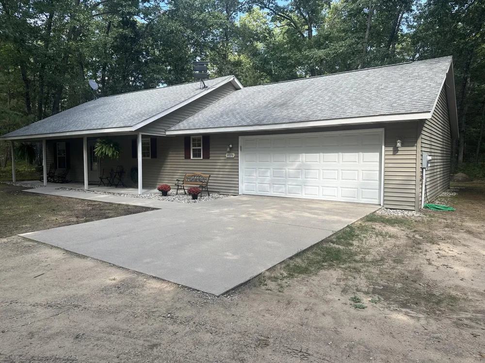 11376 S Retreats Way Lake Township, MI 49304
