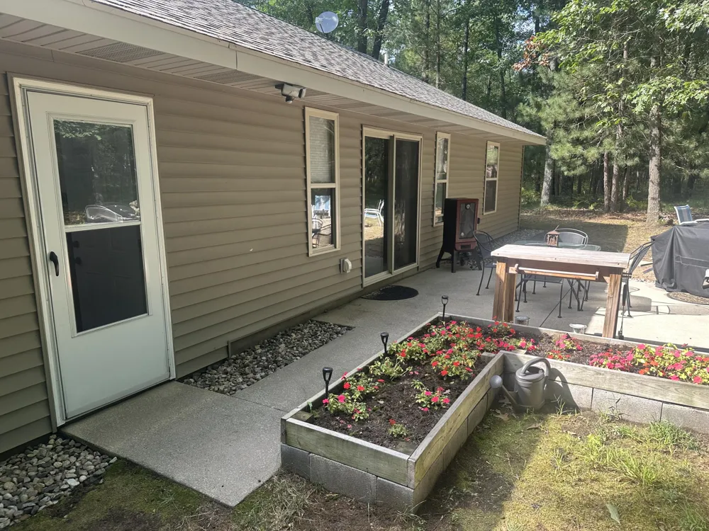 11376 S Retreats Way Lake Township, MI 49304