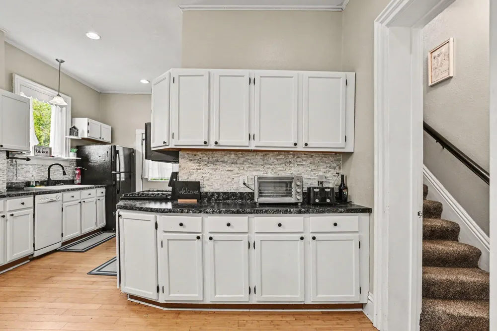 405 Cedar Albion City, MI 49224