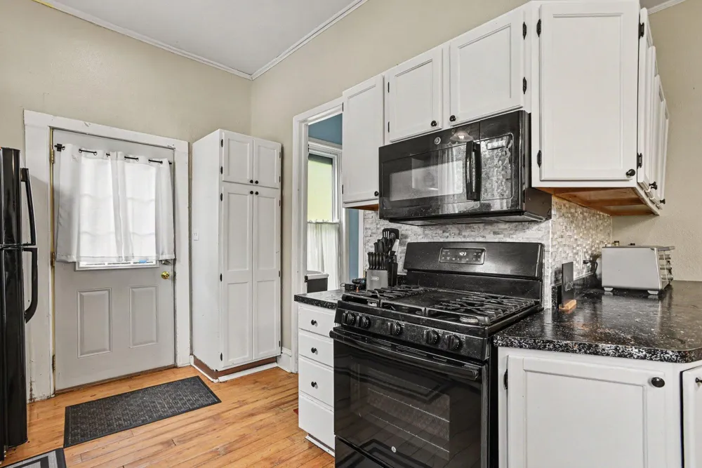 405 Cedar Albion City, MI 49224