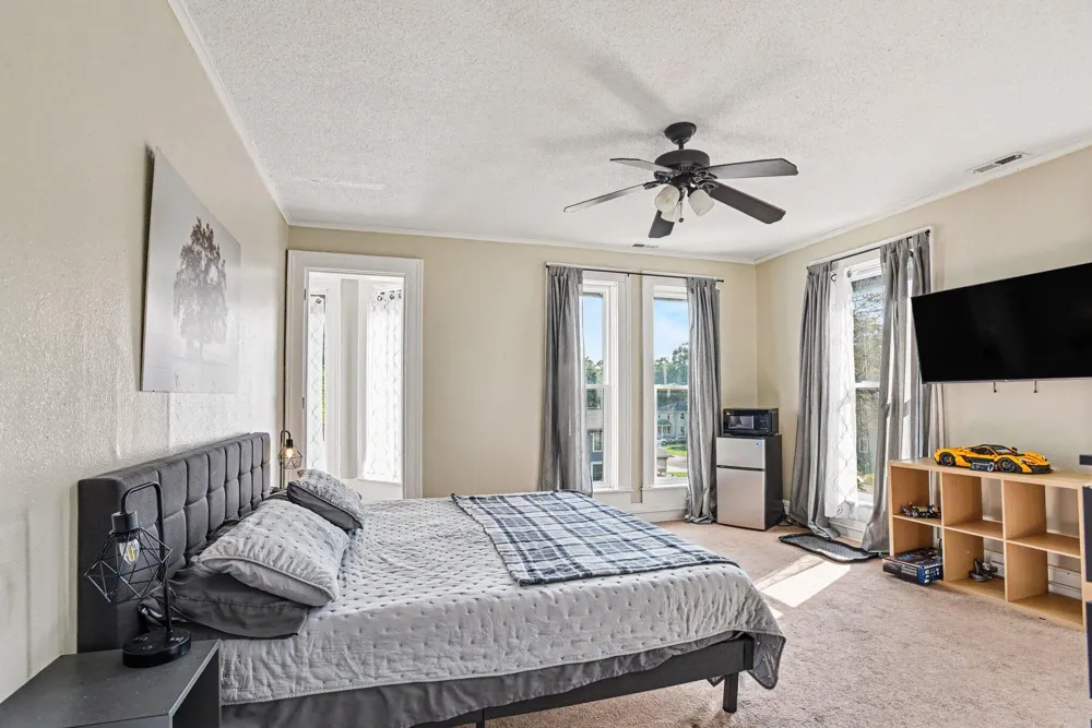 405 Cedar Albion City, MI 49224
