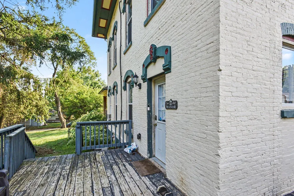405 Cedar Albion City, MI 49224