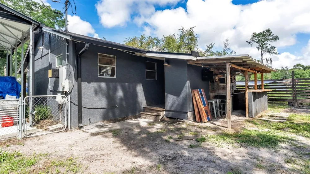 5302 CALHOUN ROAD Plant City, FL 33567
