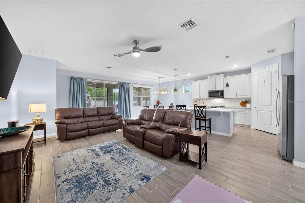 1446 SAVOY LANE Sanford, FL 32771