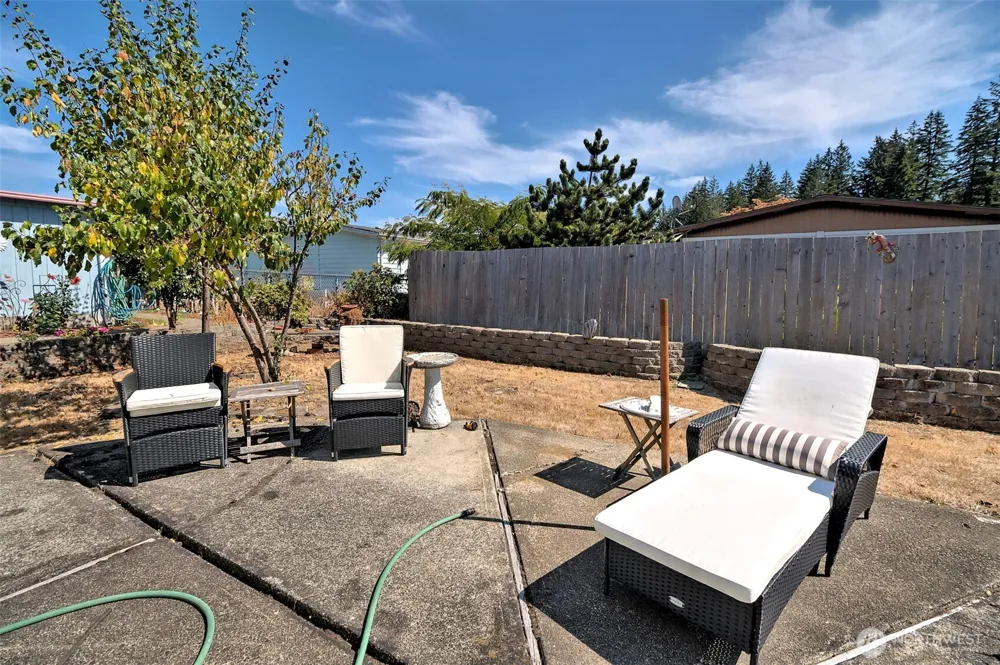 2 Dasher Shelton, WA 98584