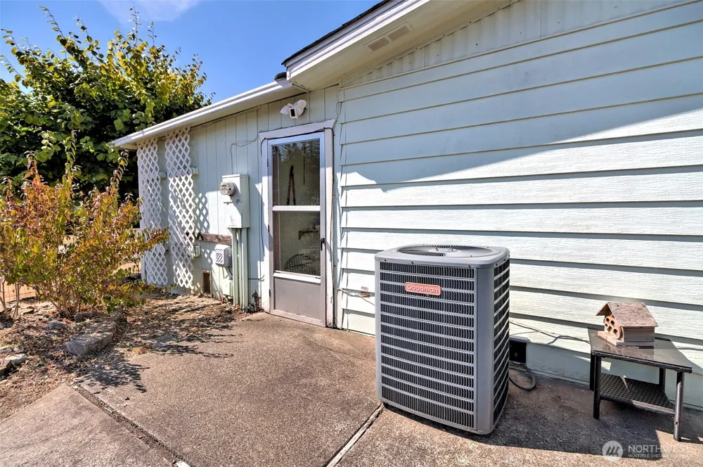 2 Dasher Shelton, WA 98584