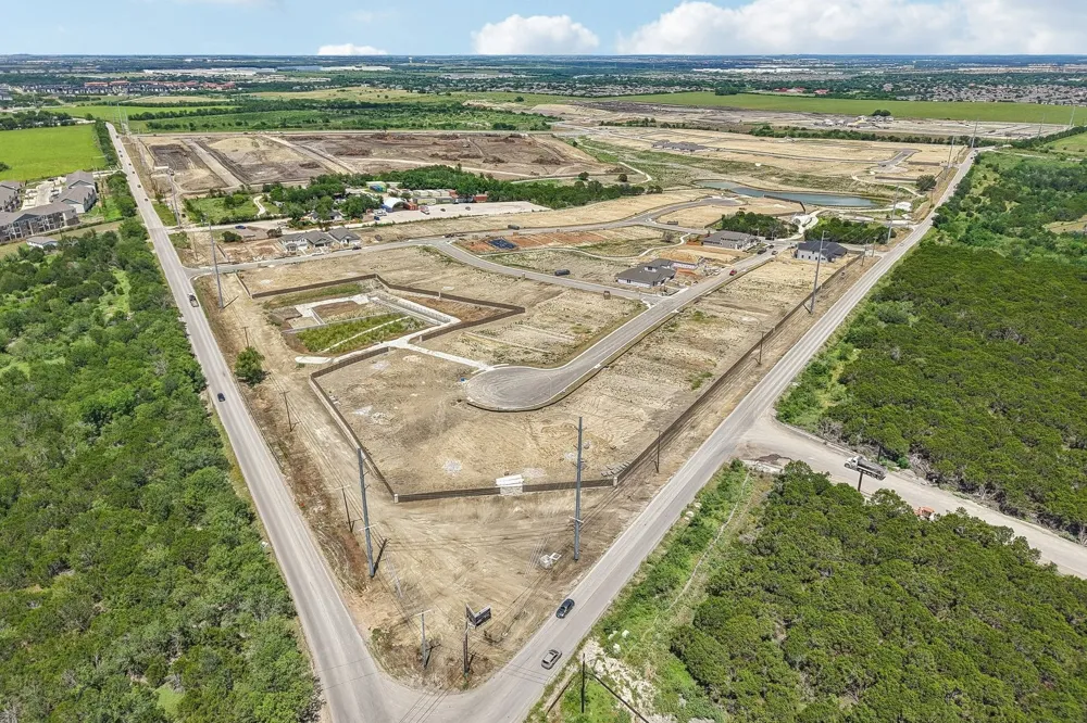 4817 Bridwell Austin, TX 78754