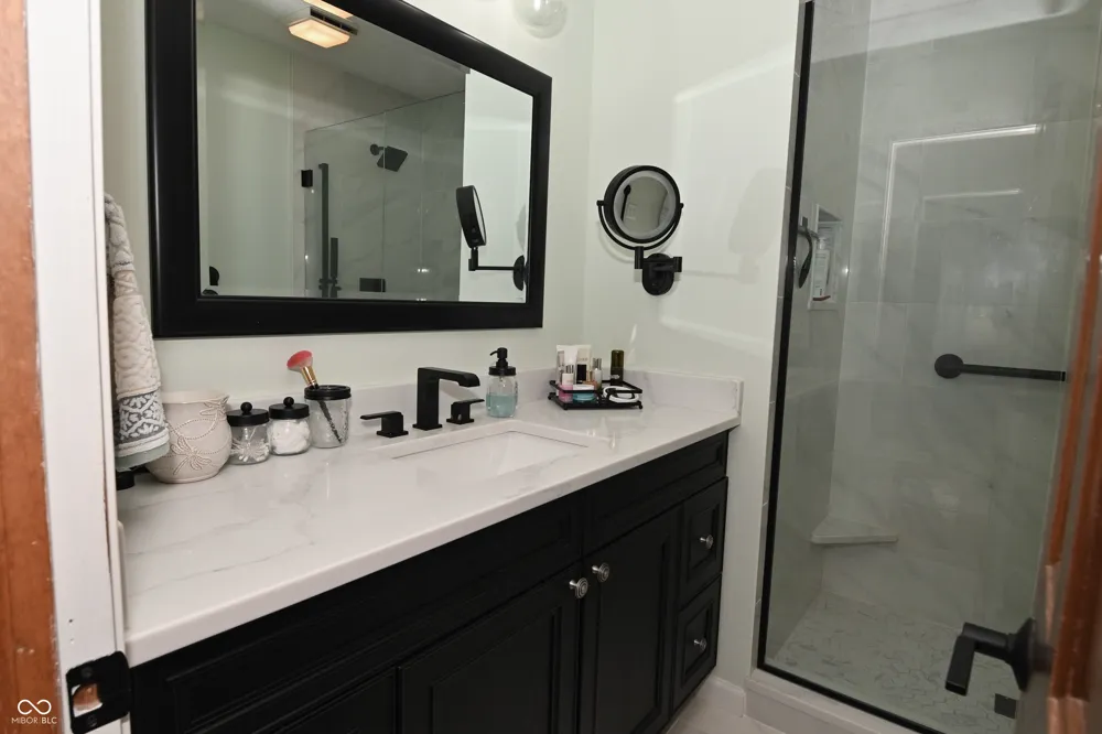8336 Chapel Pines Drive Indianapolis, IN 46234