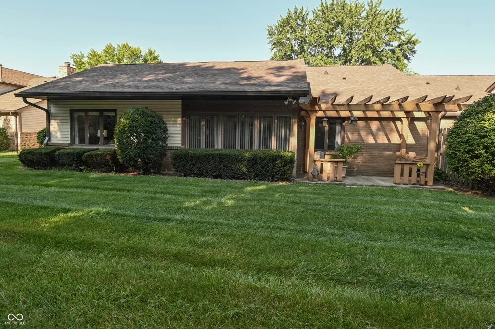 8336 Chapel Pines Drive Indianapolis, IN 46234