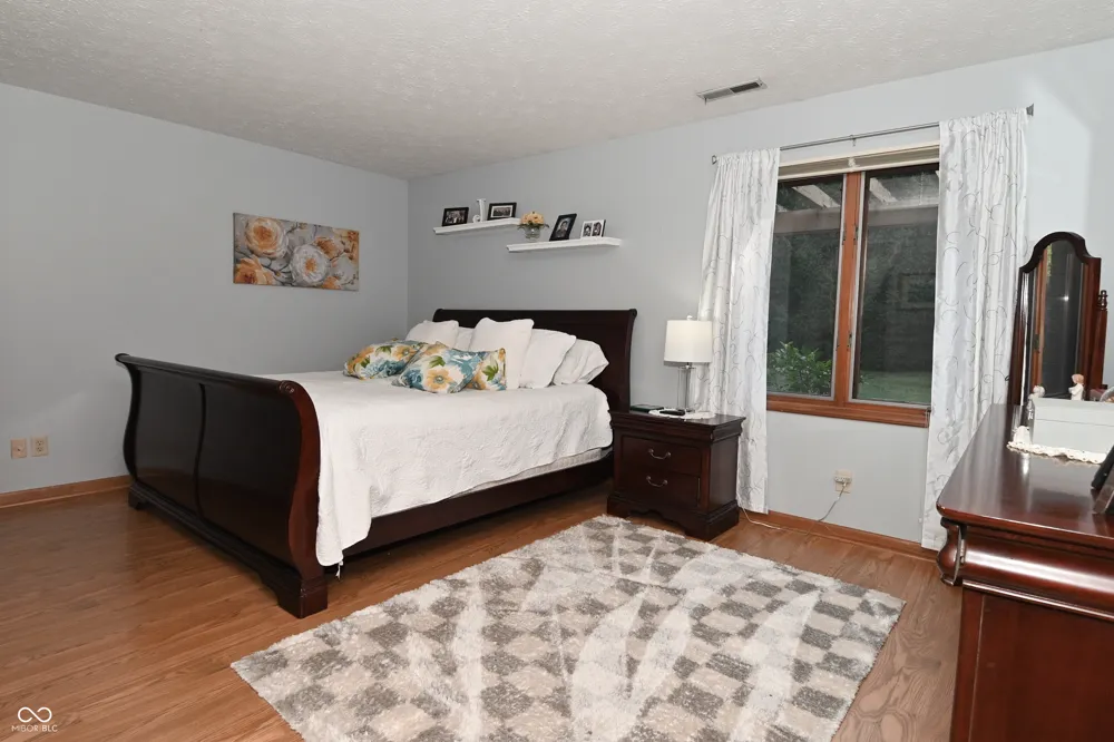 8336 Chapel Pines Drive Indianapolis, IN 46234