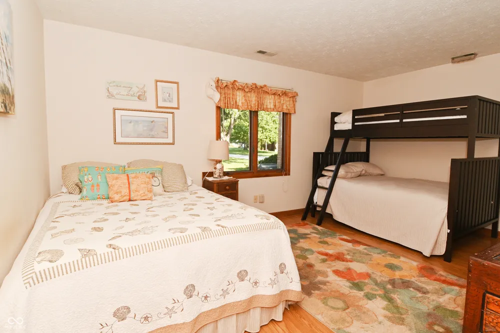 8336 Chapel Pines Drive Indianapolis, IN 46234
