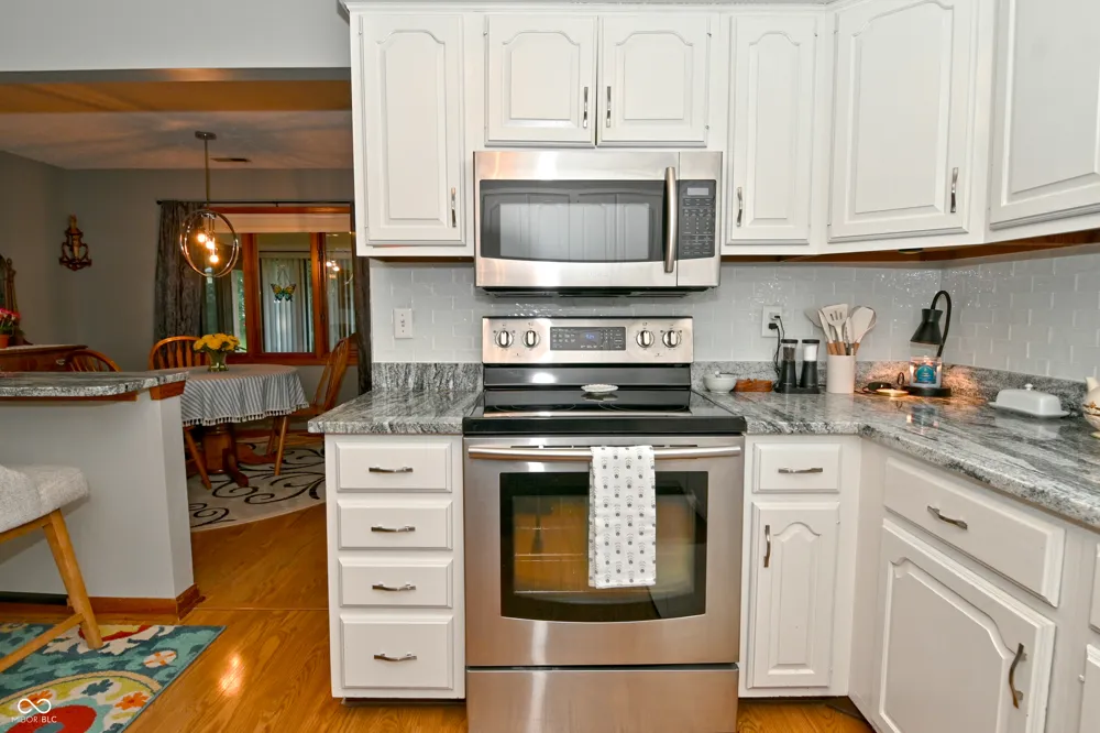 8336 Chapel Pines Drive Indianapolis, IN 46234