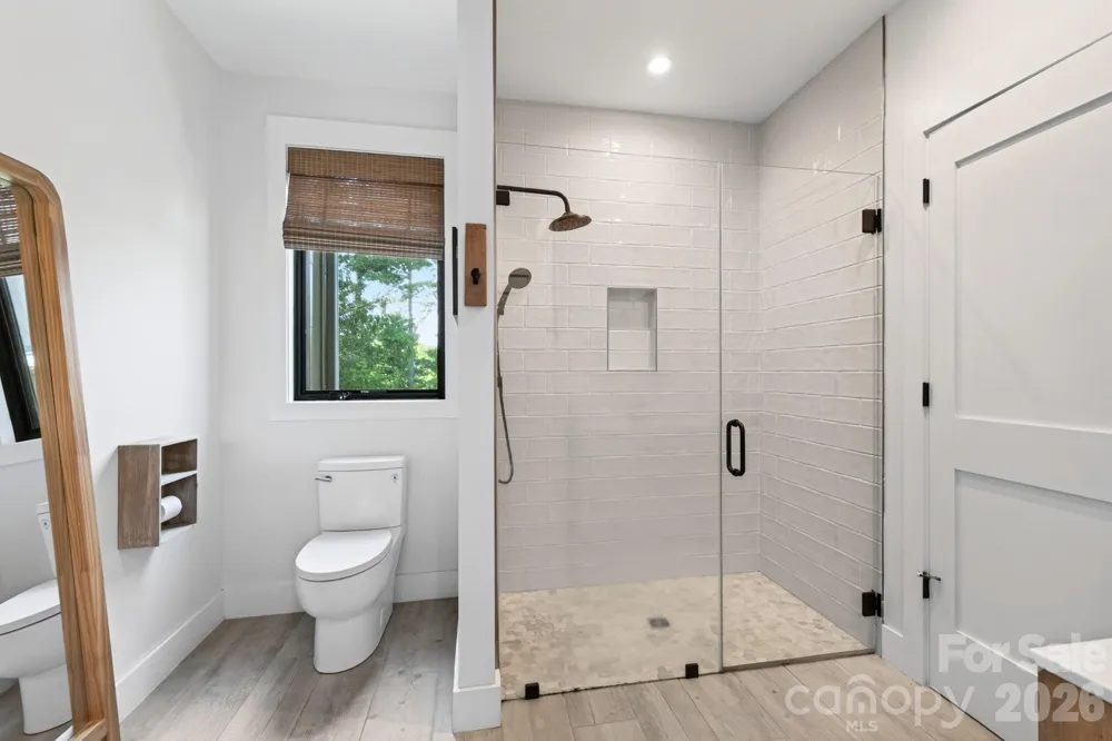 40 Malvern Walk Asheville, NC 28806