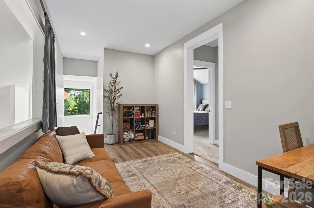 40 Malvern Walk Asheville, NC 28806