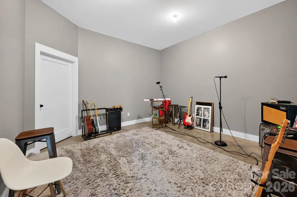 40 Malvern Walk Asheville, NC 28806