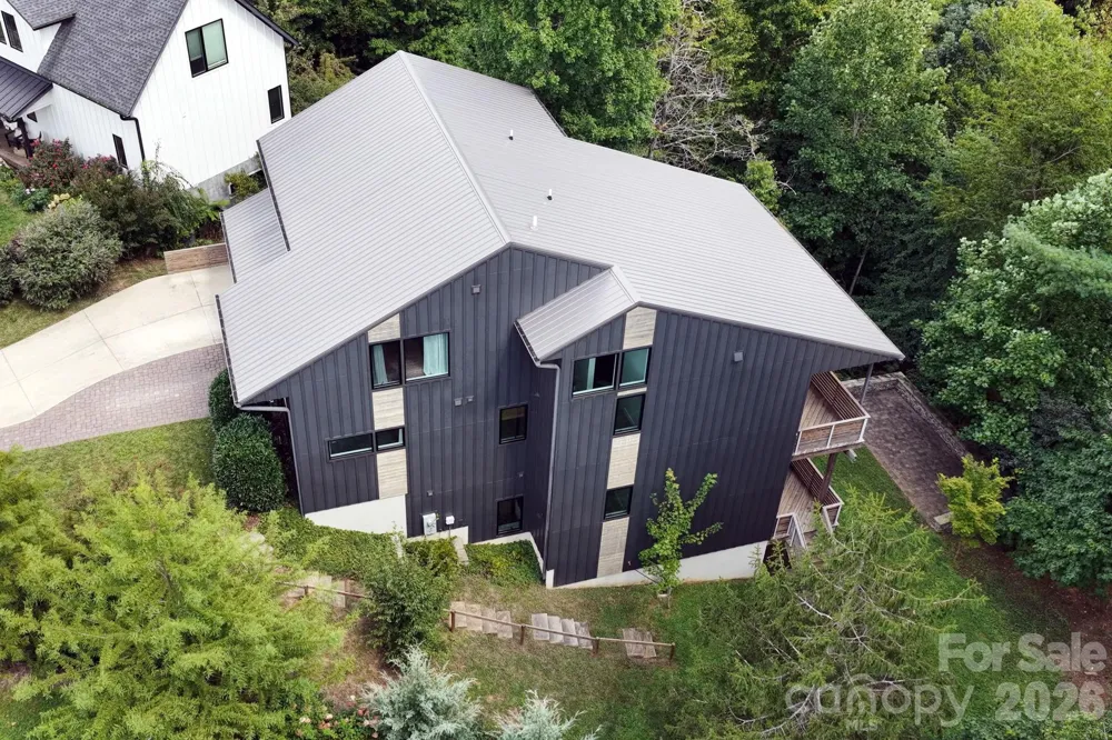 40 Malvern Walk Asheville, NC 28806