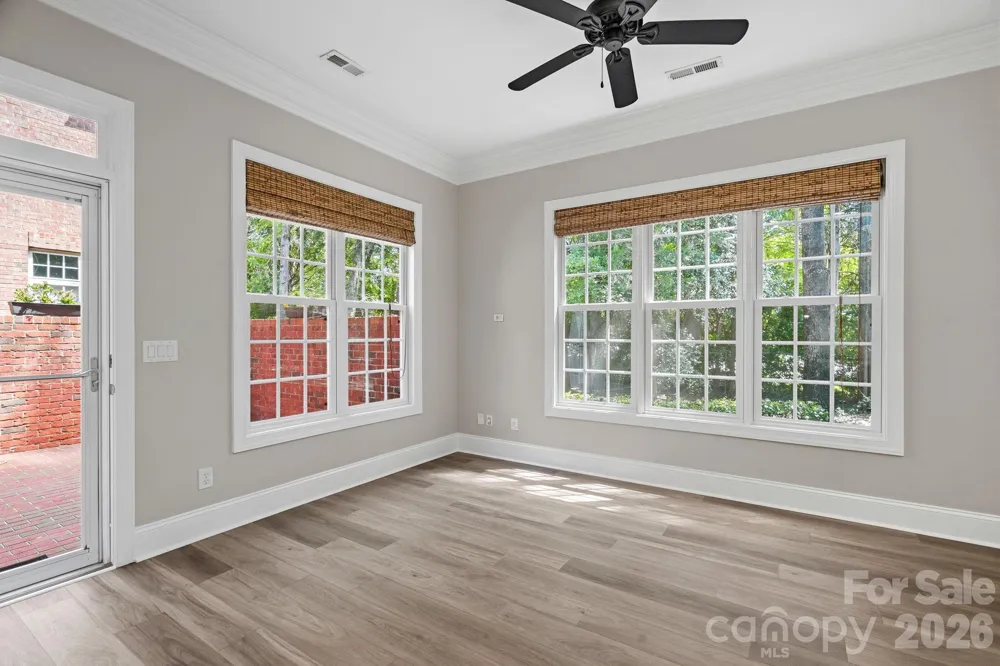 6415 Wakehurst Road Charlotte, NC 28226