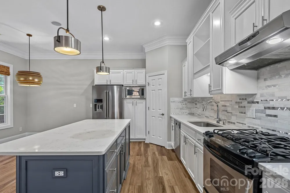 6415 Wakehurst Road Charlotte, NC 28226