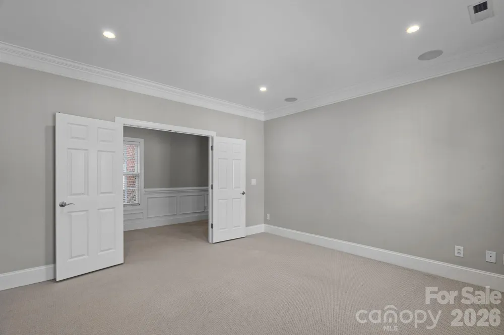 6415 Wakehurst Road Charlotte, NC 28226