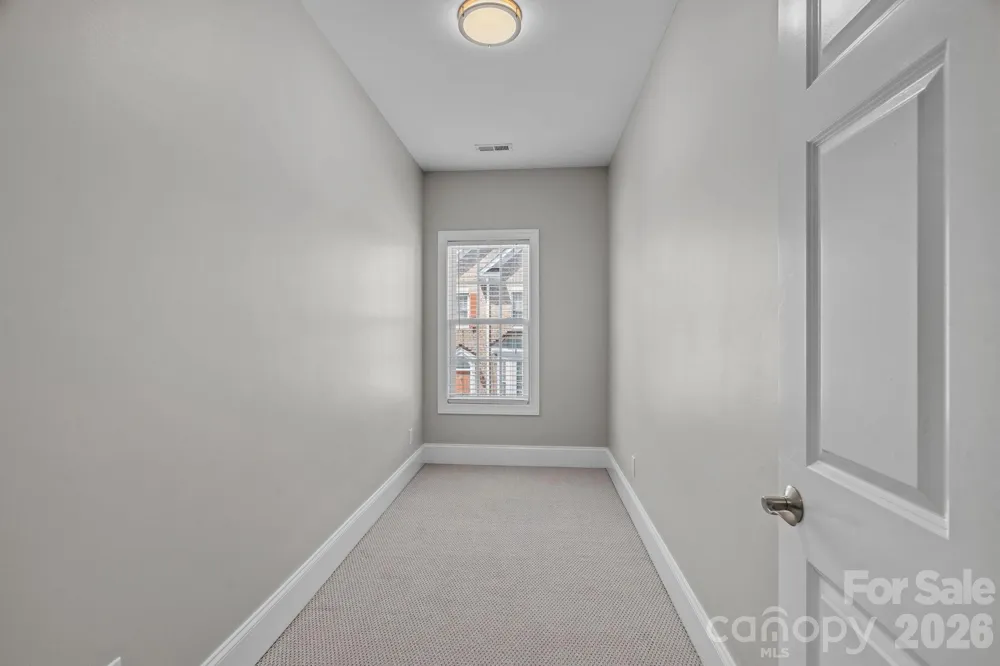 6415 Wakehurst Road Charlotte, NC 28226