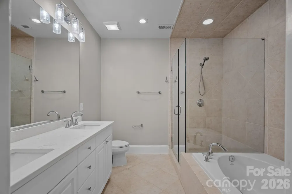 6415 Wakehurst Road Charlotte, NC 28226