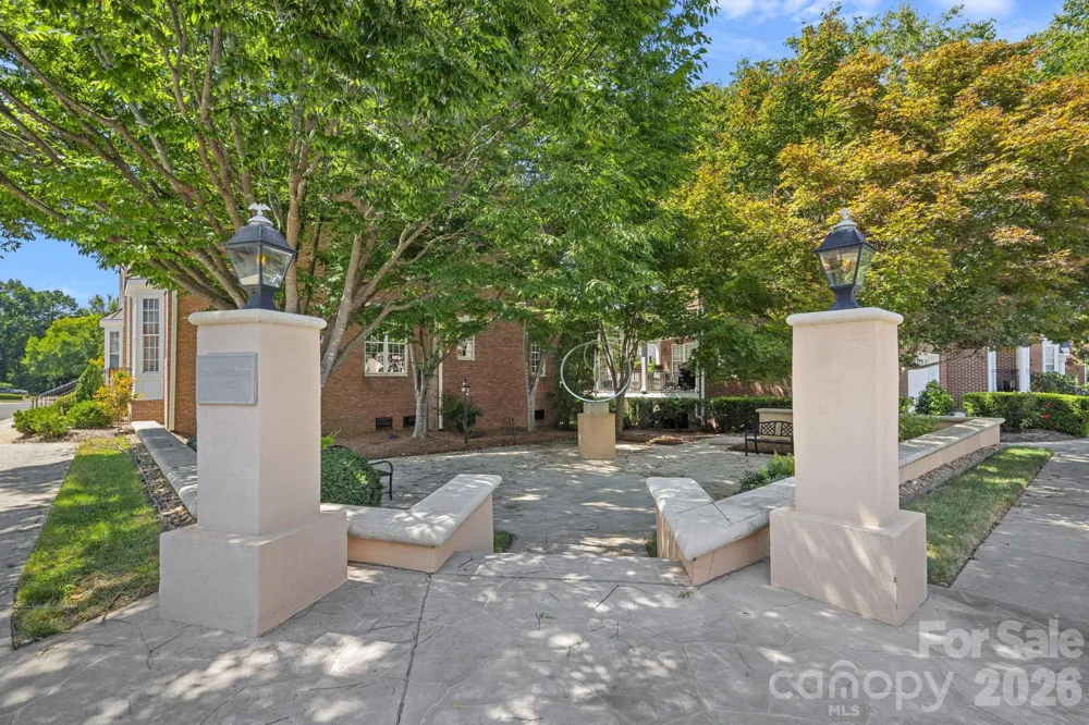 6415 Wakehurst Road Charlotte, NC 28226