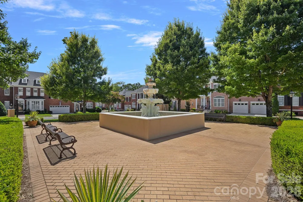 6415 Wakehurst Road Charlotte, NC 28226