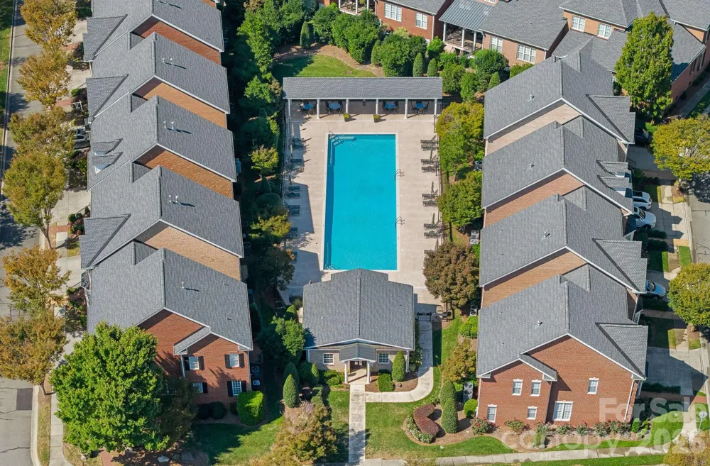 6415 Wakehurst Road Charlotte, NC 28226