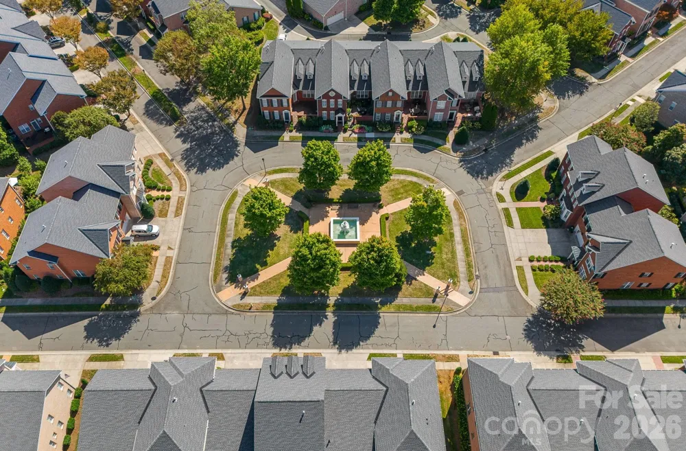 6415 Wakehurst Road Charlotte, NC 28226
