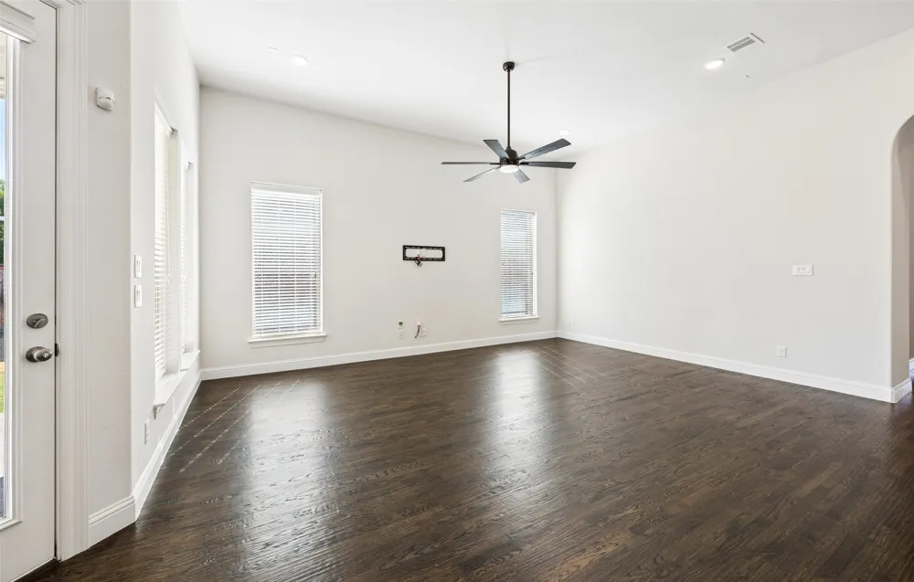 2849 Braemar The Colony, TX 75056
