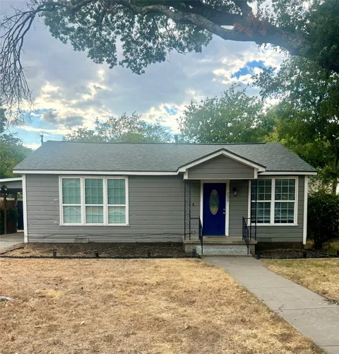209 4th Street