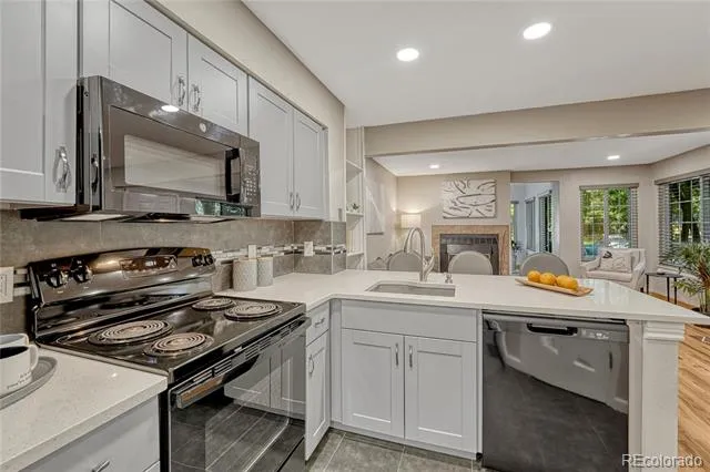 4872 E Kentucky Avenue #D Denver, CO 80246