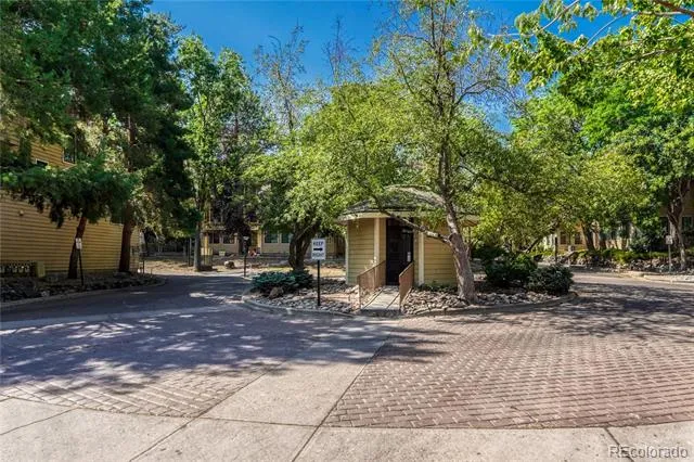 4872 E Kentucky Avenue #D Denver, CO 80246