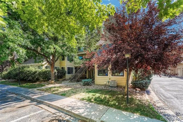 4872 E Kentucky Avenue #D Denver, CO 80246