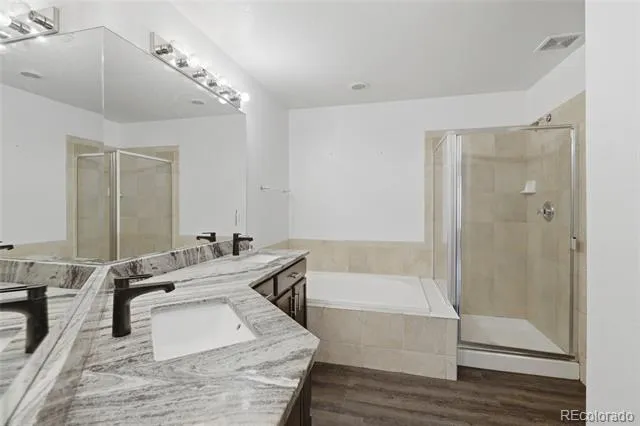 2498 S Scranton Way Aurora, CO 80014