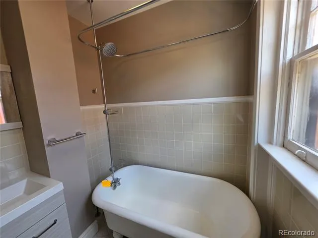 215 E 11th Avenue #D8 Denver, CO 80203
