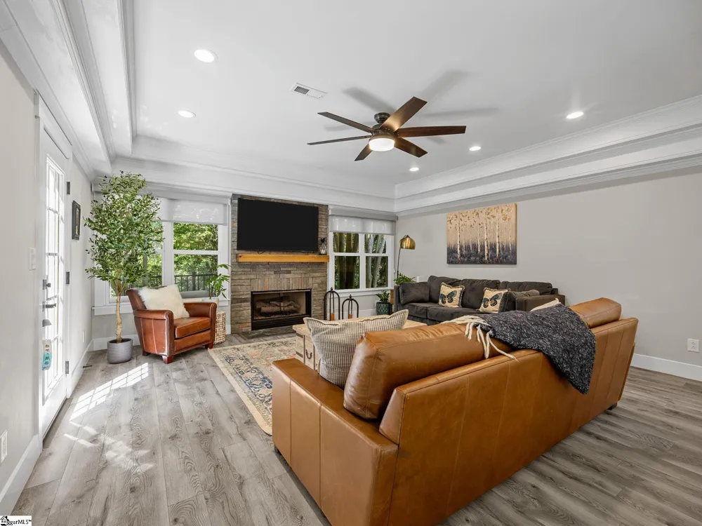 24 Old House Lane Spartanburg, SC 29302
