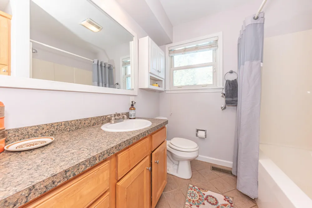 622 Rosemont Avenue Saline, MI 48176