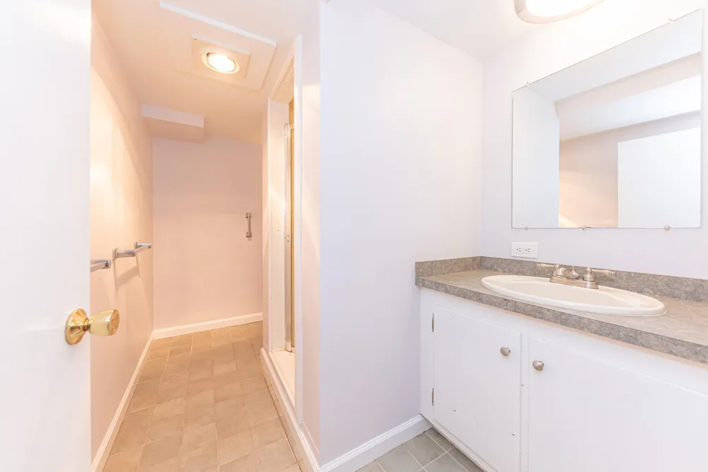 622 Rosemont Avenue Saline, MI 48176