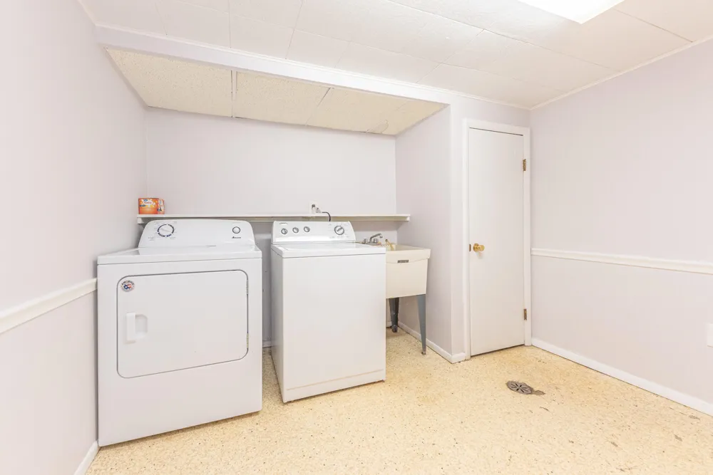 622 Rosemont Avenue Saline, MI 48176
