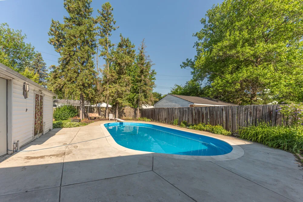 622 Rosemont Avenue Saline, MI 48176