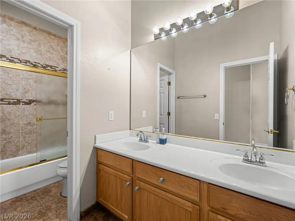 2404 Quartz Peak Street Las Vegas, NV 89134